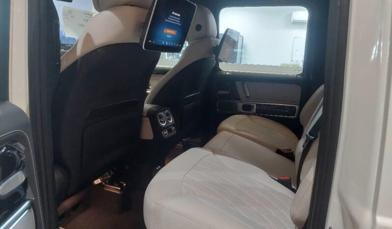 
								2025 Mercedes-Benz G63 AMG Night package 2 full									