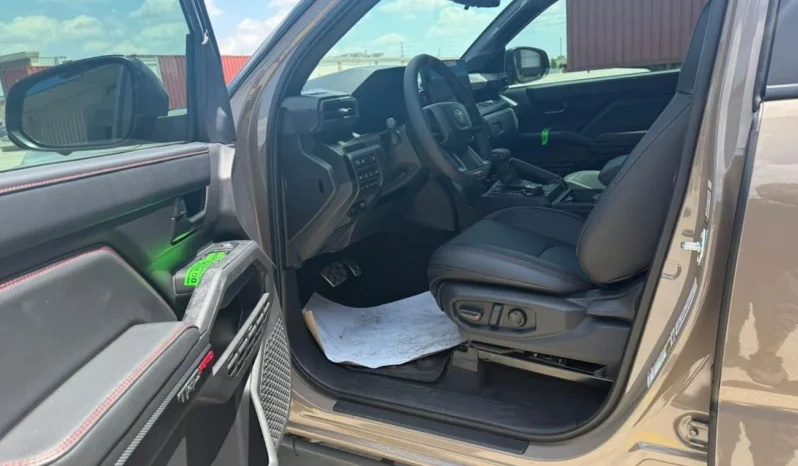 
								2025 Toyota Tacoma TRD PRO I-FORCE MAX. full									