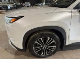 
										2025 Toyota Grand Highlander PLATINUM HYBRID MAX. full									