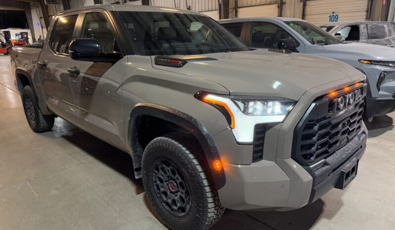 
								2025 Toyota Tundra TRD PRO I-FORCE MAX full									