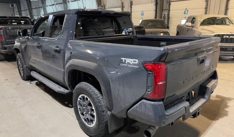 
								2025 Toyota Tacoma TRD OFF-ROAD Premium full									