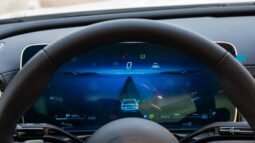 
										2025 Mercedes-Benz C 200 full									