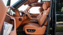 
										2025 Yangwang U8 Premium Edition 22″ Sport Wheels12.8″ Rear Screen full									