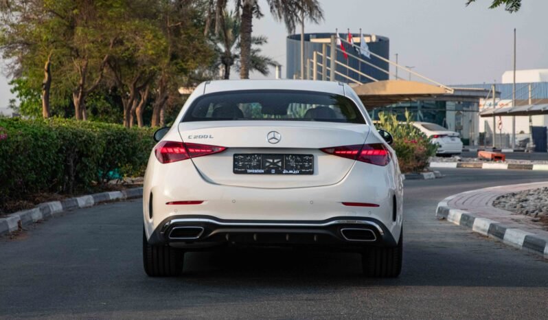 
								2025 Mercedes-Benz C 200 full									