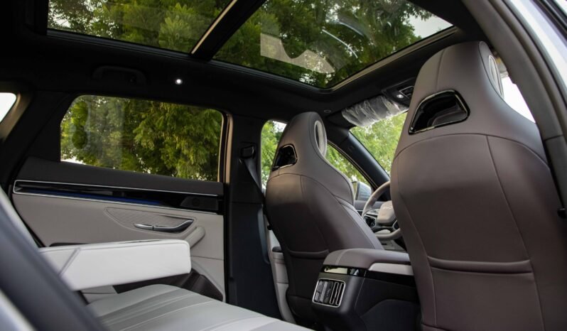 
								2025 BYD Song Plus PLUS DM-I 112KM HONOR EDITION SMART DRIVING full									
