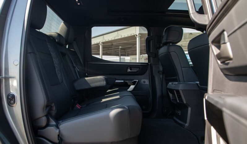 
								2025 Toyota Tundra HYBRID LIMITED I-FORCE MAX full									