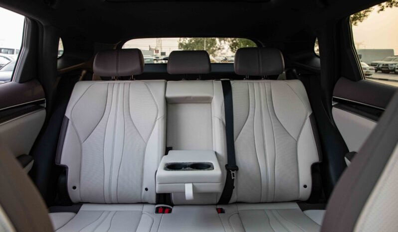 
								2025 BYD Song Plus PLUS DM-I 112KM HONOR EDITION SMART DRIVING full									