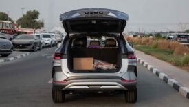 2025 BYD Song Plus PLUS DM-I 112KM HONOR EDITION SMART DRIVING