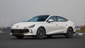 2025 MG 7 1.5T DCT ELEGANCE SPORT PACKAGE SPOILER