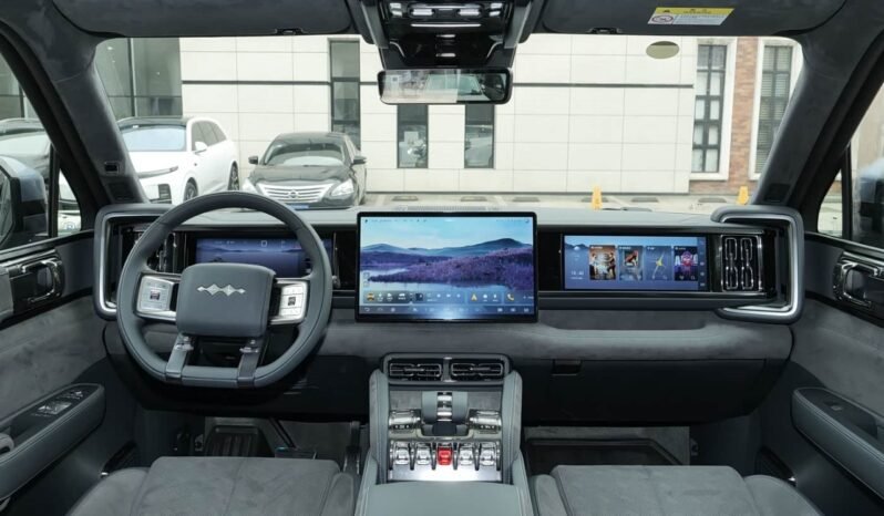 
								2025 BYD Leopard BYD Leopard 5 Plug-in Hybrid Intelligent Driving ULTRA EDITION full									