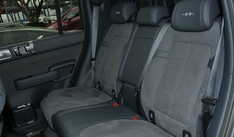 
								2025 BYD Leopard BYD Leopard 5 Plug-in Hybrid Intelligent Driving ULTRA EDITION full									