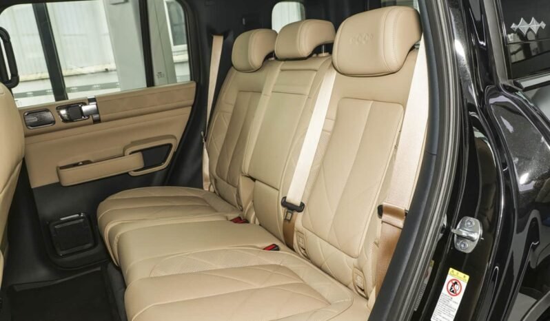 
								2025 BYD Leopard BYD Leopard 5 Plug-in Hybrid Intelligent Driving ULTRA EDITION full									