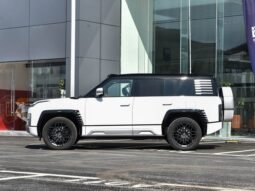 2023 Yangwang U8 U8 Premium Edition | 22″ Sport Wheels | 12.8″ Rear Screen
