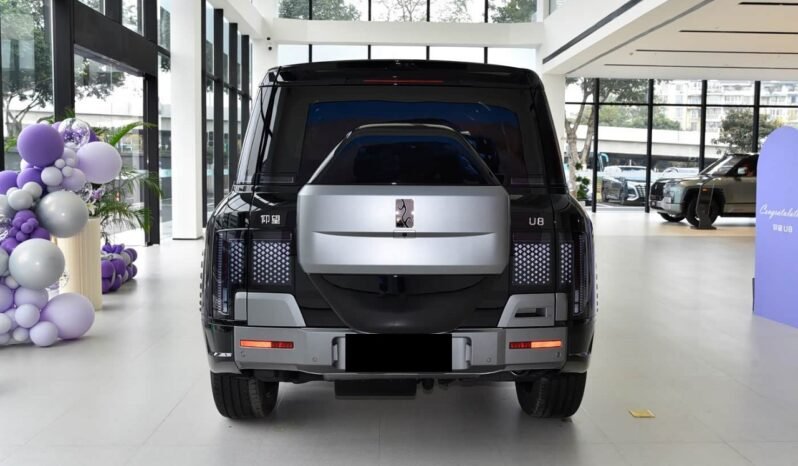 
								2023 Yangwang U8 Premium Edition | 22″ Sport Wheels | 12.8″ Rear Screen full									