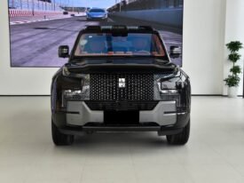 2023 Yangwang U8 Premium Edition | 22″ Sport Wheels | 12.8″ Rear Screen
