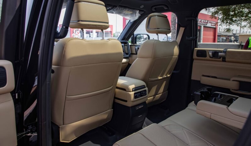
								2025 BYD Leopard BYD Leopard 5 Plug-in Hybrid Intelligent Driving ULTRA EDITION full									