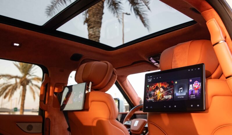 
								2025 Yangwang U8 Premium Edition full									