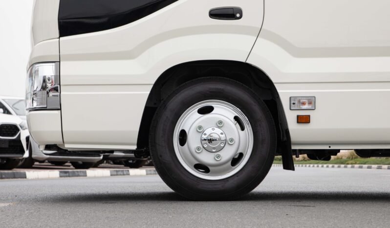 
								2025 Toyota Coaster HI ROOF 23S D 4.0L MT STD RD full									