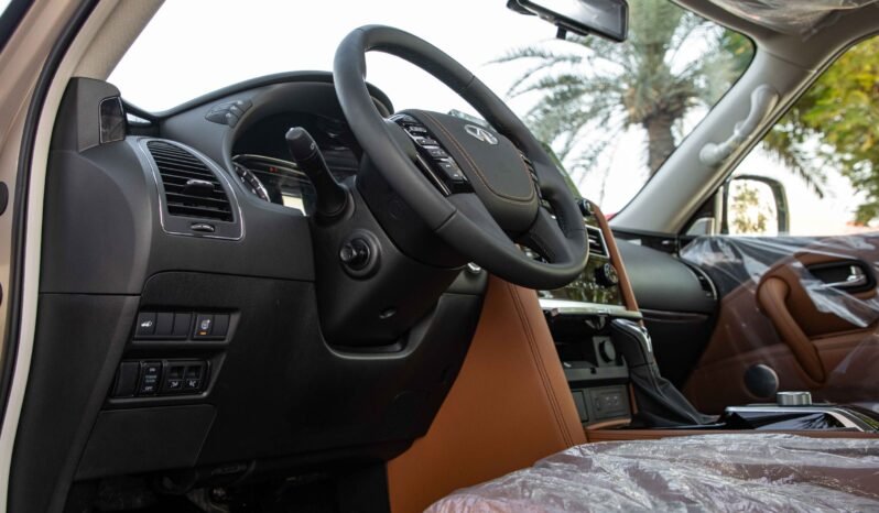 
								2024 Infiniti QX80 full									