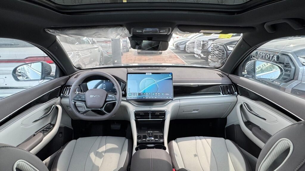 BYD Song Plus DM-i UAE - Interior