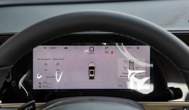 
								2025 BYD Qin L DM-i Superior Edition Smart Driving full									