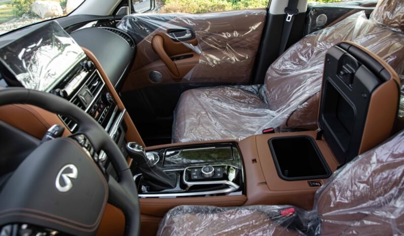 
								2024 Infiniti QX80 full									