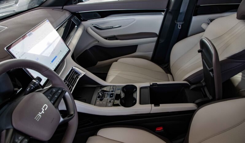 
								2025 BYD Song Plus DM-I FLAGSHIP SMART DRIVING EDITION full									