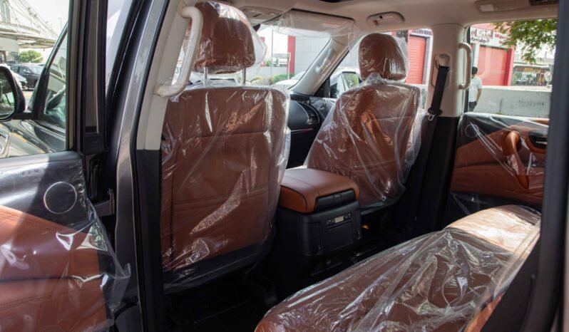 
								2024 Nissan Patrol PLATINUM LE full									
