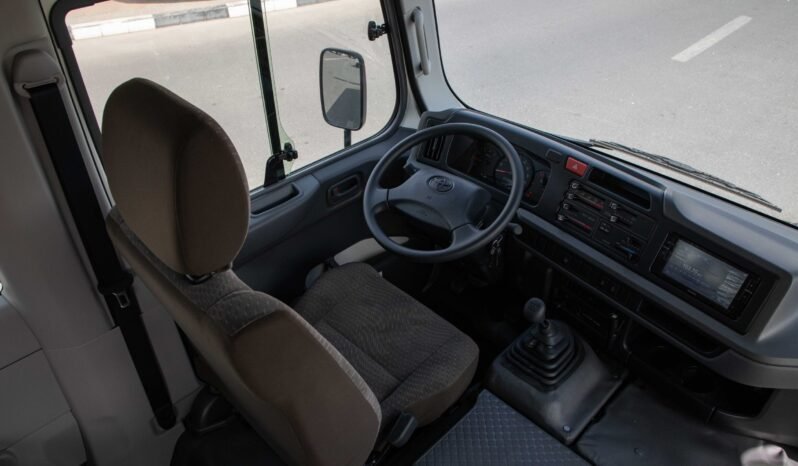 
								2025 Toyota Coaster HI ROOF 23S D 4.0L MT STD RD full									