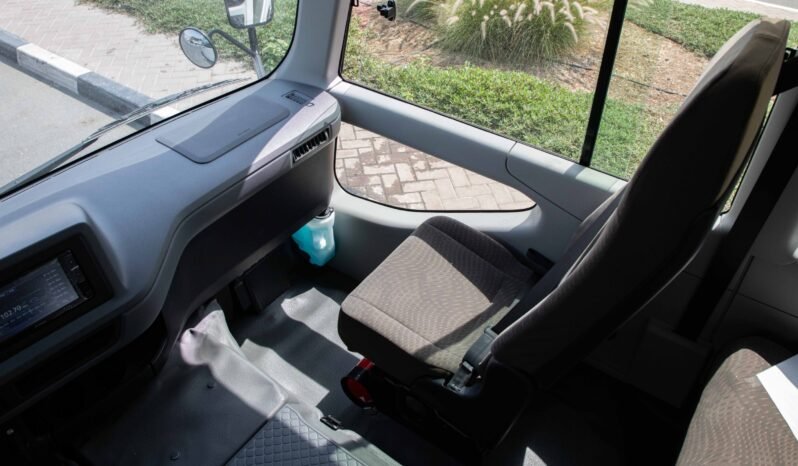 
								2025 Toyota Coaster HI ROOF 23S D 4.0L MT STD RD full									