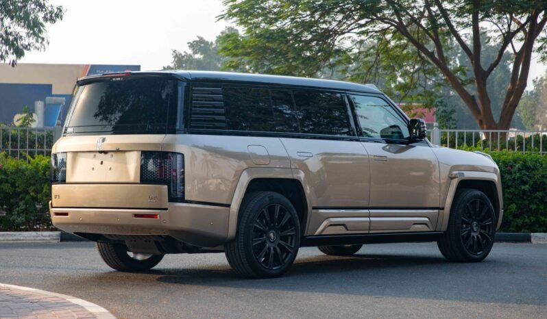 
								2025 BYD YANGWANG U8L DINGSHI EDITION . full									