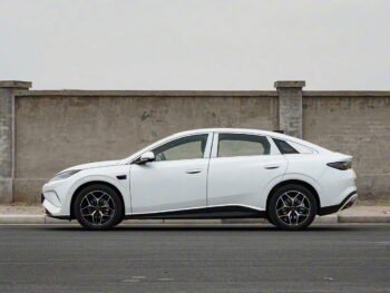 Yangwang U8 & U8L UAE – Specs – 360° Features & Buy at Dresden Motors