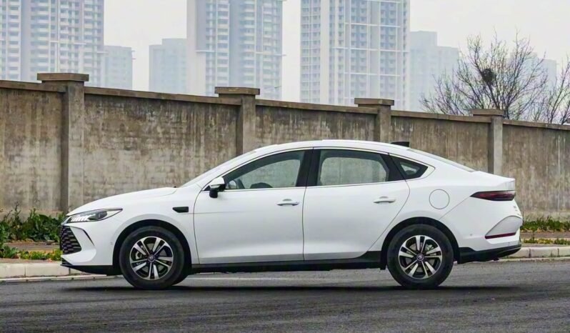 
								2025 BYD QIN PLUS DM-I BEYOND SMART DRIVING EDITION full									