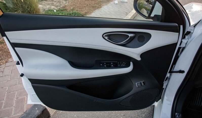 
								2025 BYD Seal 05 DM-i 55KM Luxury Edition full									