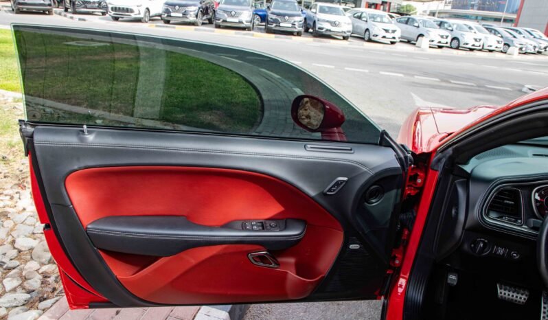 
								2022 Dodge Challenger SRT HELLCAT full									