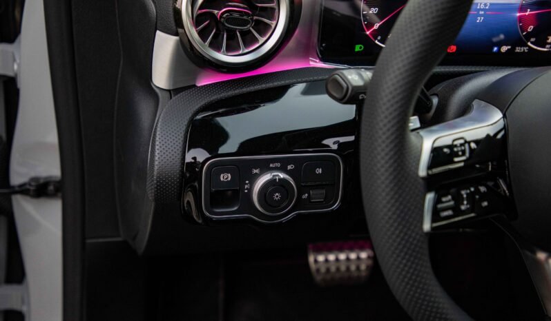 
								2026 Mercedes-Benz CLA 200 full									