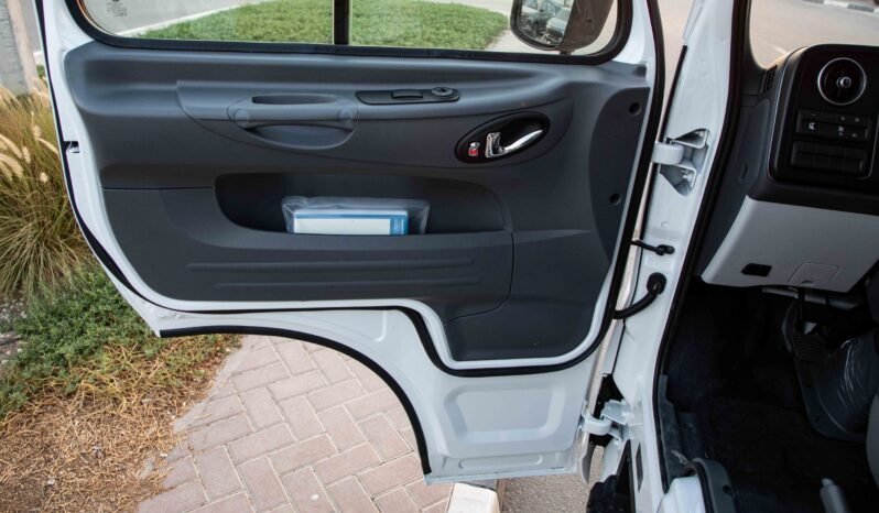 
								2026 Hyundai County FL 28-seater 3.9L Diesel full									