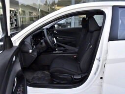 
										2025 Hyundai Elantra 1.5L CVT GLX ELITE full									