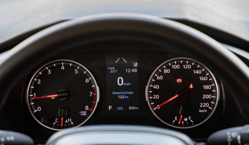 
								2025 Toyota RAV4 2.0 CVT full									