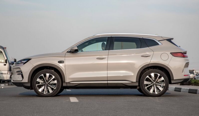 
								2025 BYD Song Plus EV Smart Drive LUXURY EDITION full									