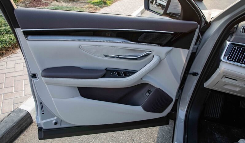 
								2025 BYD Song Plus EV Smart Drive LUXURY EDITION full									