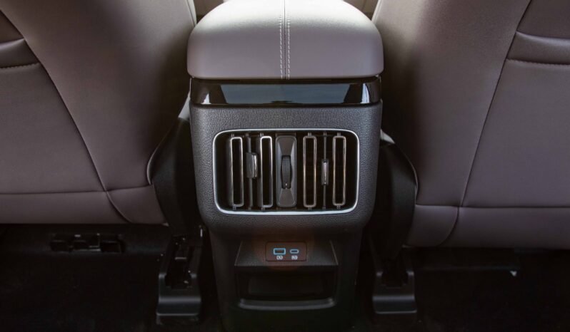 
								2025 BYD Song Plus EV Smart Drive LUXURY EDITION full									