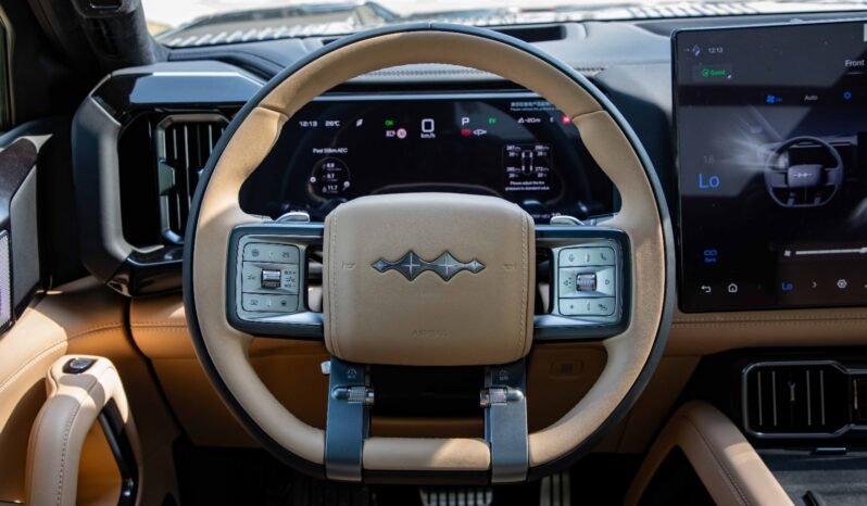 
								2025 BYD Leopard 8 Smart and Brave Flagship Edition full									