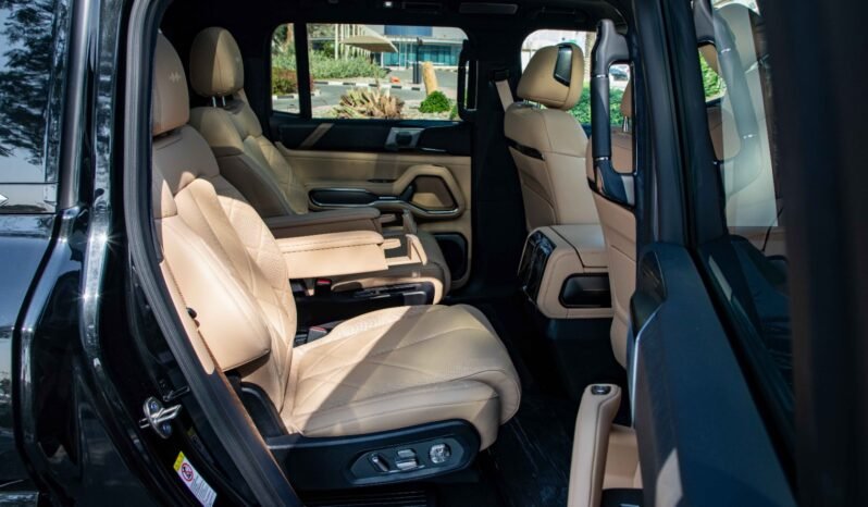 
								2025 BYD Leopard 8 Smart and Brave Flagship Edition full									