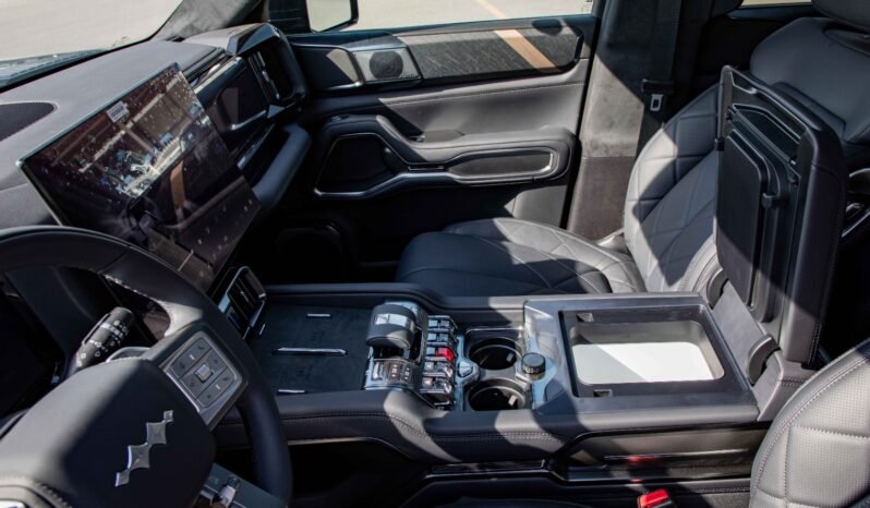 
								2025 BYD Leopard 8 Smart and Brave Flagship Edition (6 Seats) full									