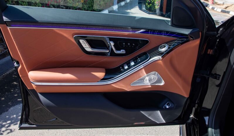 
								2025 Mercedes-Benz S 580 4MATIC LWB full									