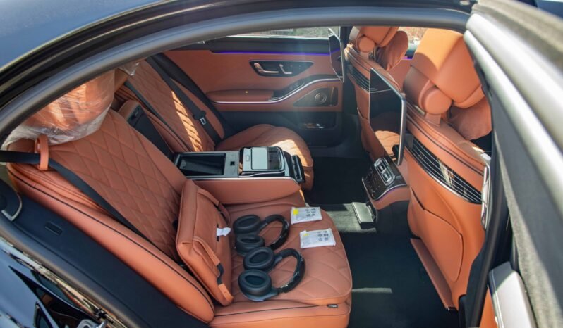 
								2025 Mercedes-Benz S 580 4MATIC LWB full									