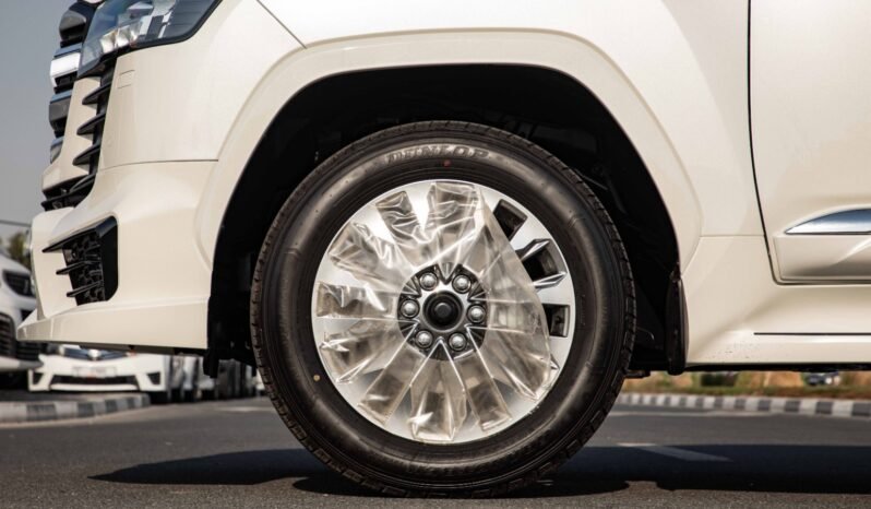 
								2025 Toyota Land Cruiser GXR full									