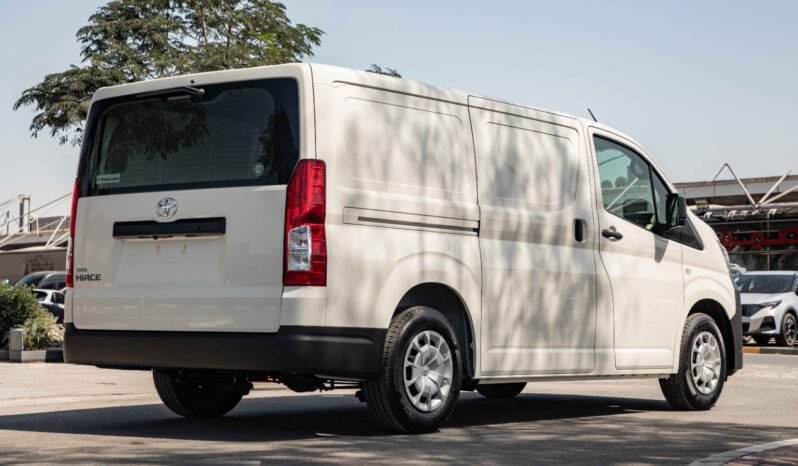
								2026 Toyota Hiace STD 3S P AT GL RA CARGO full									