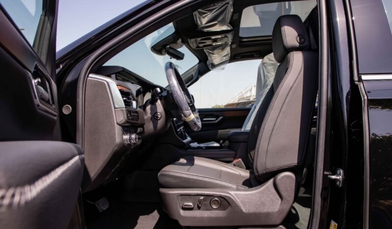 
								2025 GMC Yukon XL DENALI XL full									